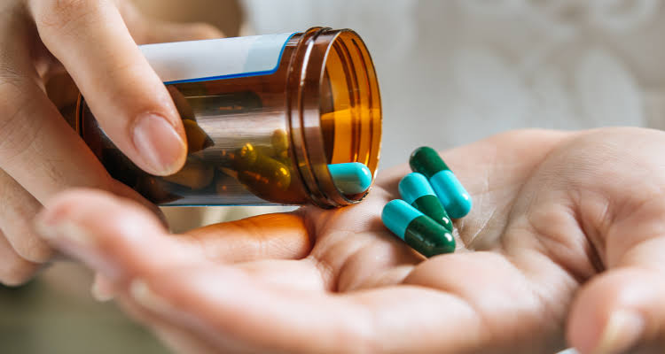 Medicina Interna y Farmacologia en la Odontologia.